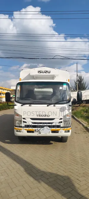 Isuzu NQR Truck