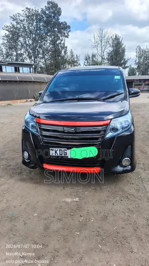 Toyota Noah 2014 Black