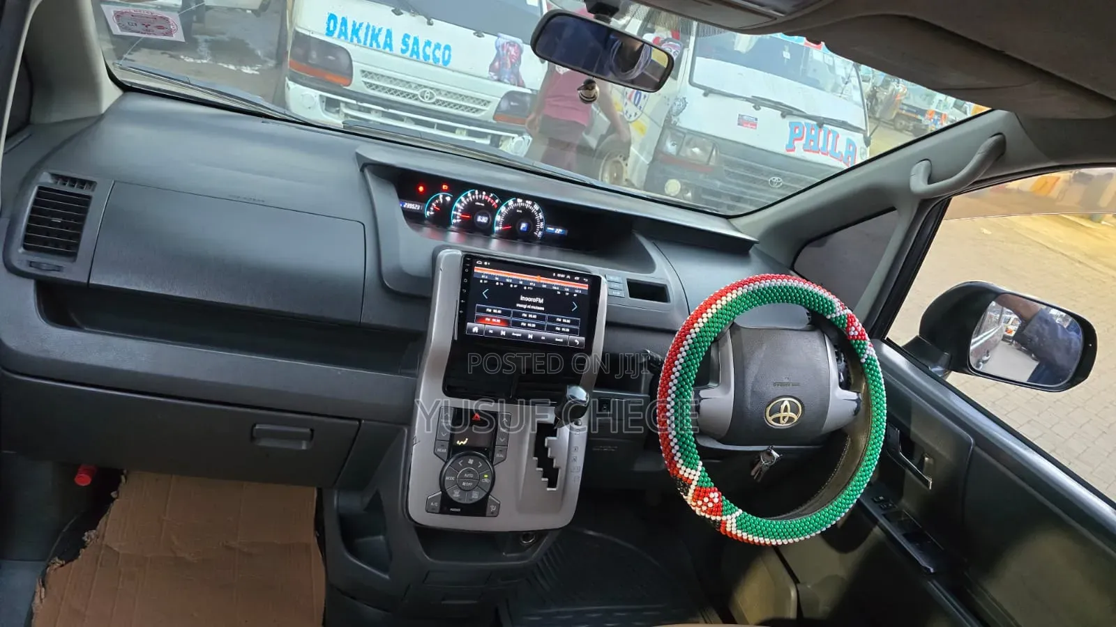 Toyota Noah 2010 Gray
