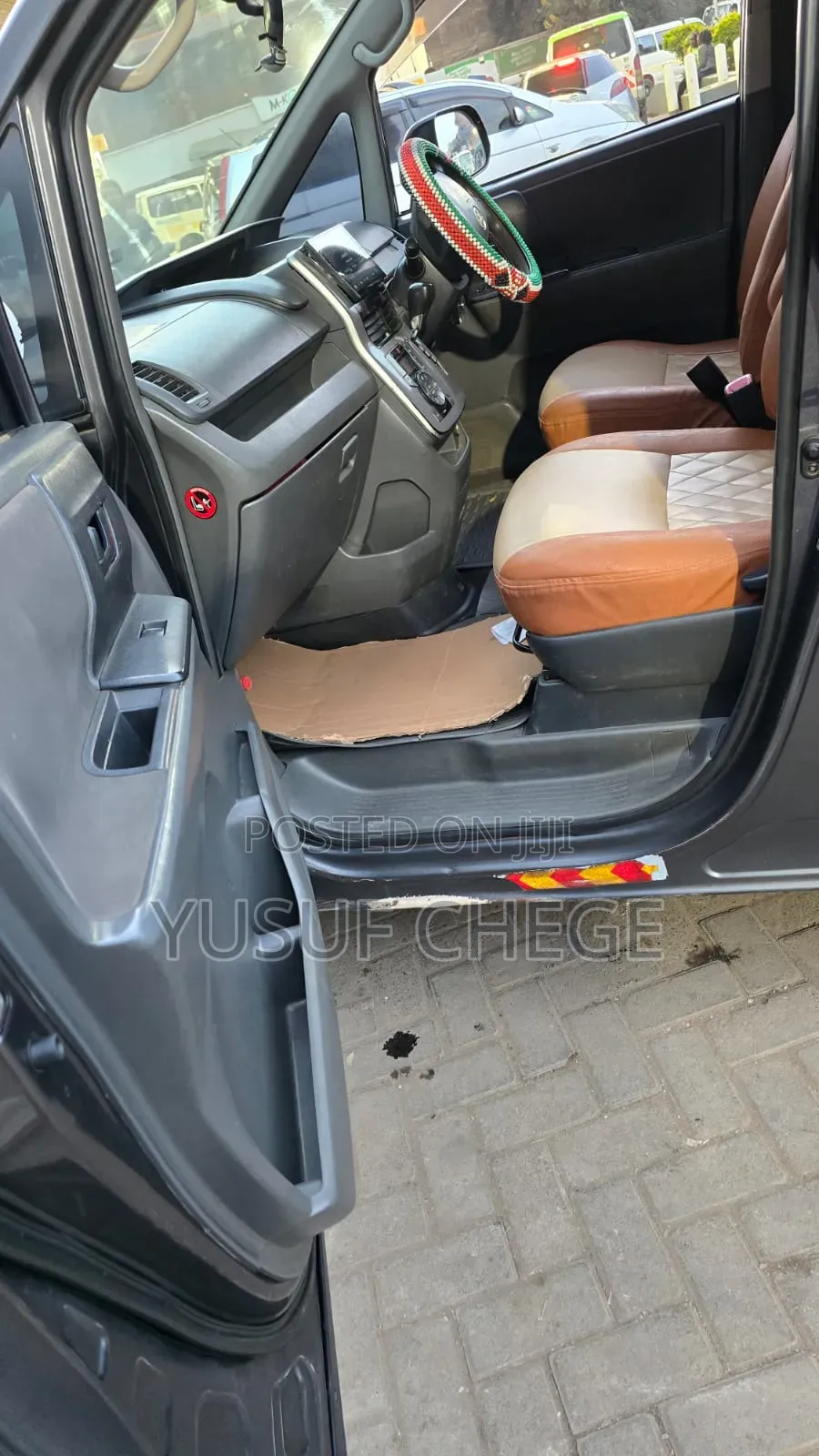 Toyota Noah 2010 Gray