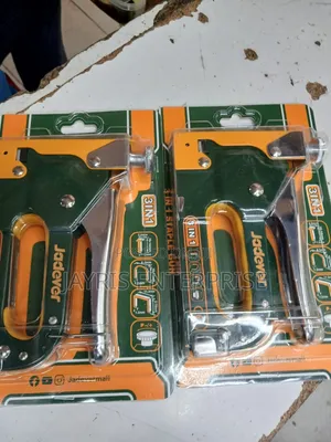JADEVER 3 in 1 Staple Nail Steel Gun Kit With 4-14mm, Manual Stapler