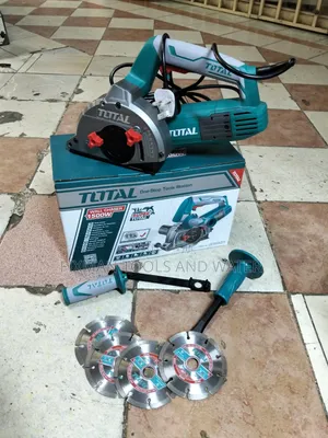 New Total Wall Chaser 1500 Watts 4 Cutting Disc Set