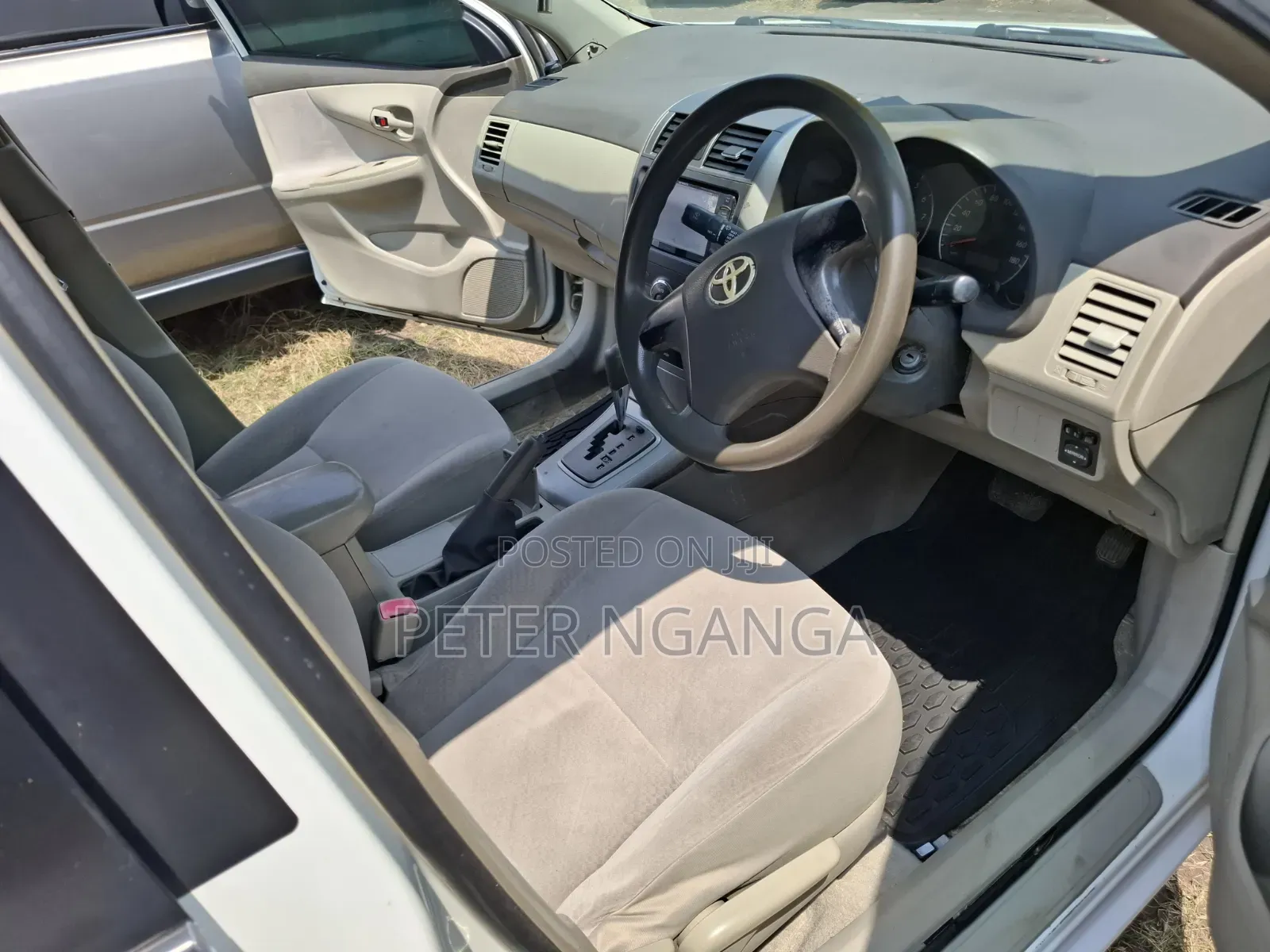 Toyota Axio 2010 Off white