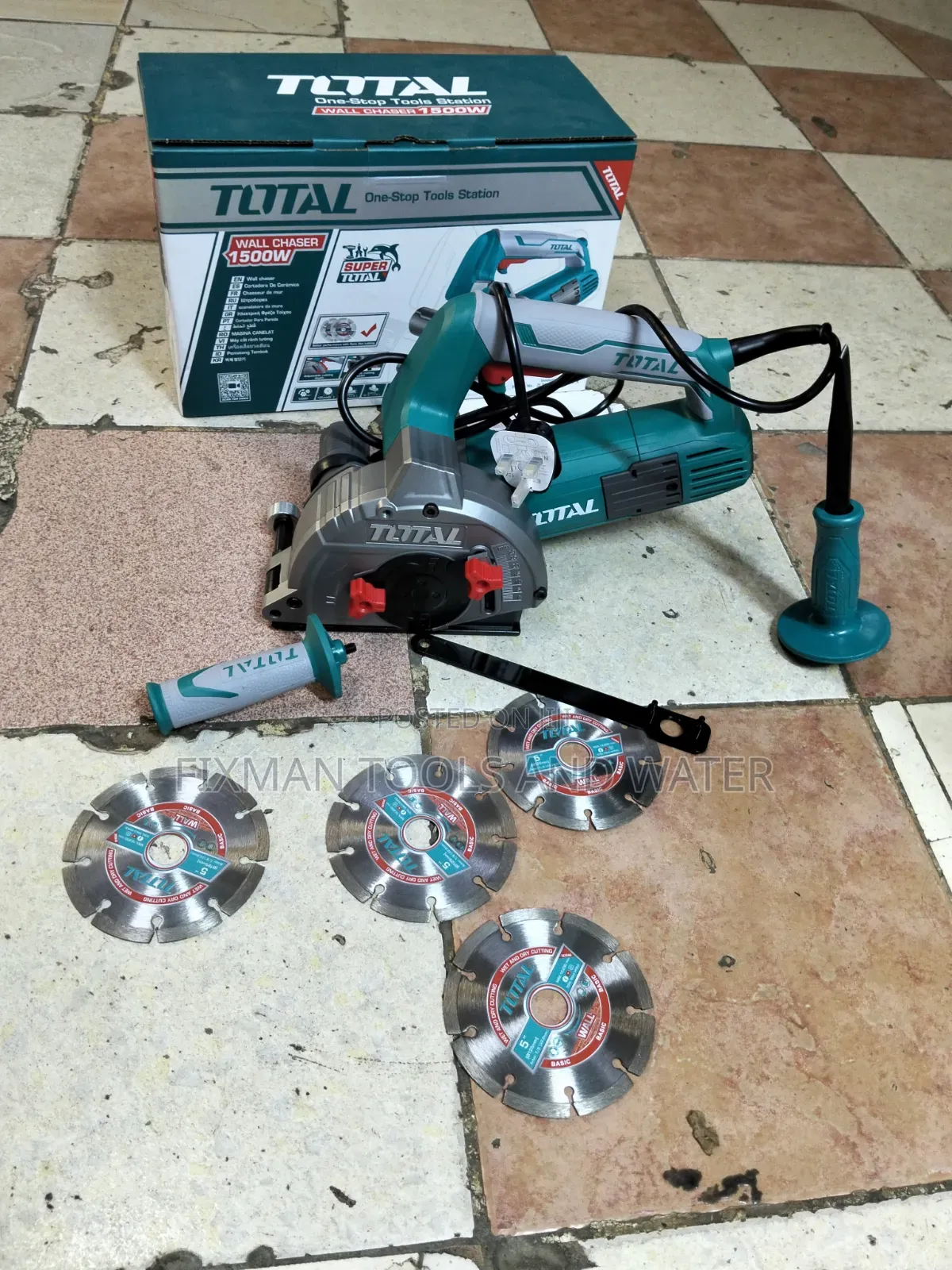 Powerful Total Wall Chaser 1500 Watts With 4 Diamond Disc Accessories