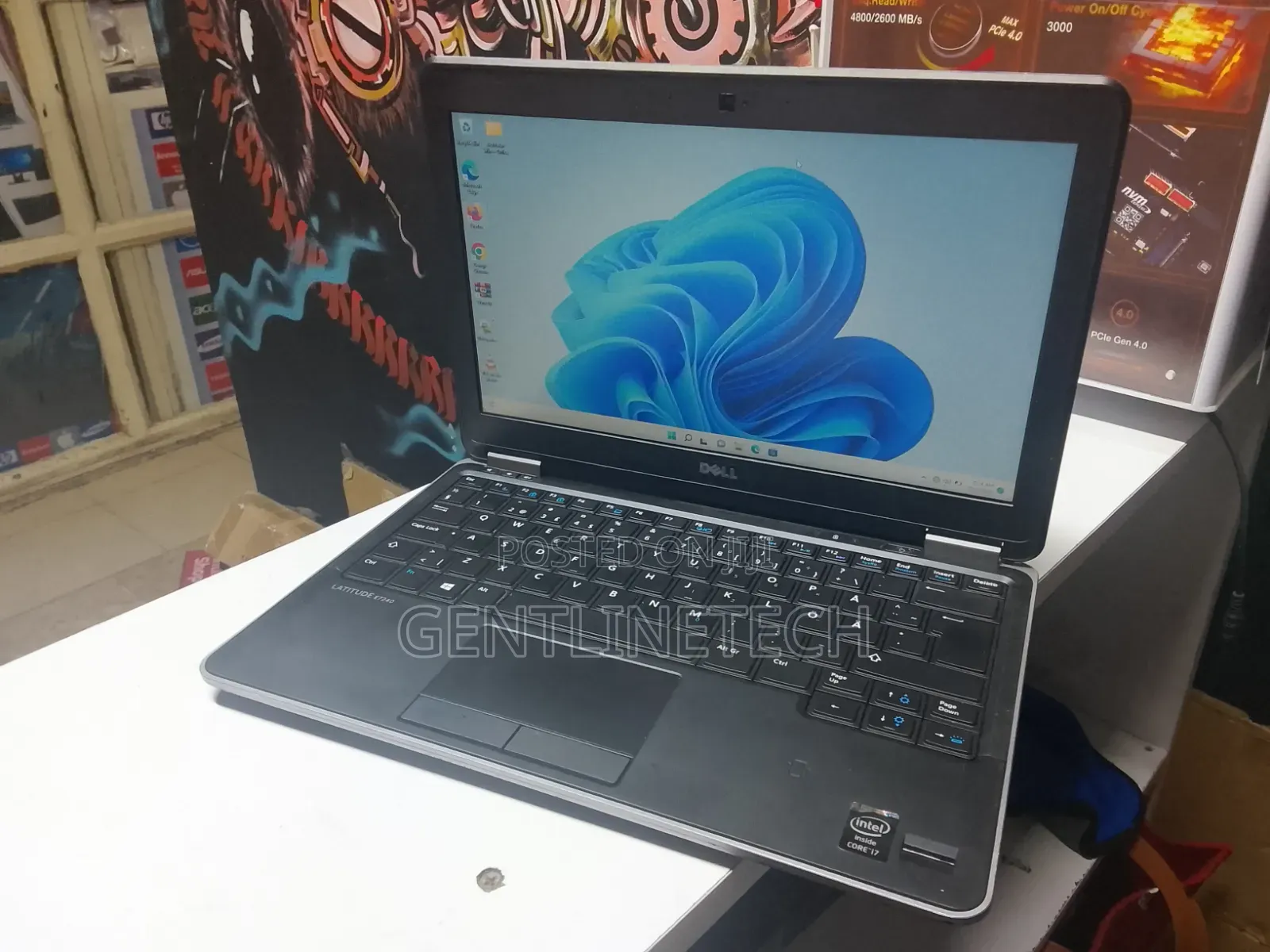 Laptop Dell Latitude E7240 8GB Intel Core i7 SSD 128GB