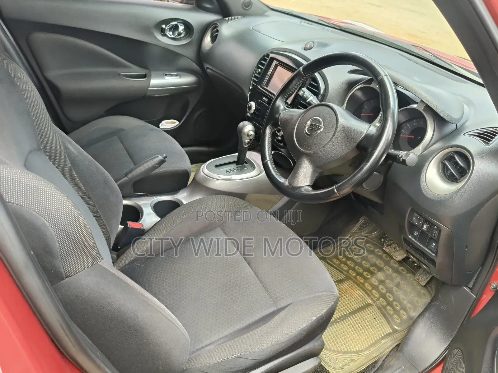 Nissan Juke 2013 Red