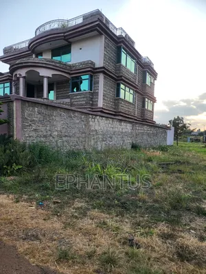 50 by 100 Plot in Croton Kenyatta Road