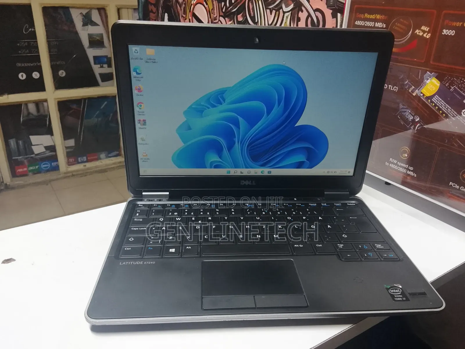 Laptop Dell Latitude E7240 8GB Intel Core i7 SSD 128GB