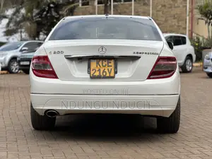 Mercedes-Benz C200 2008 White