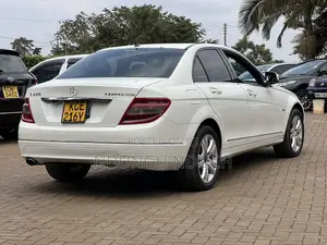 Mercedes-Benz C200 2008 White