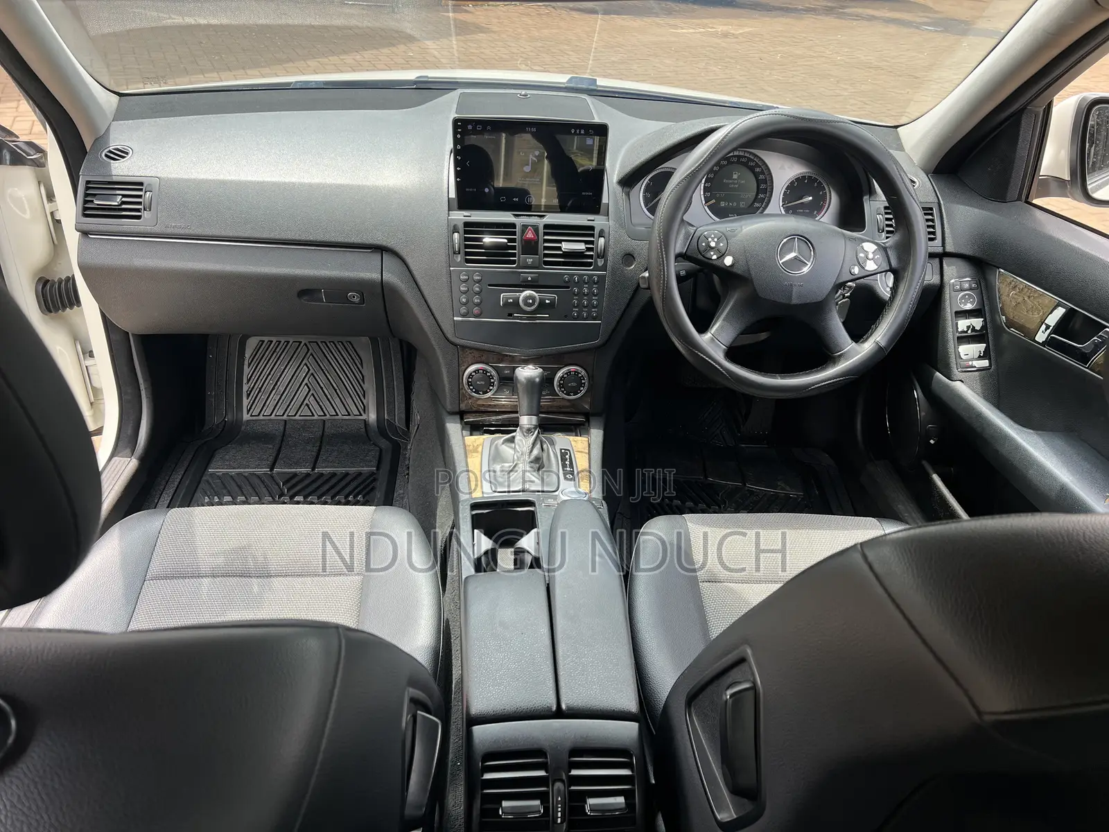 Mercedes-Benz C200 2008 White