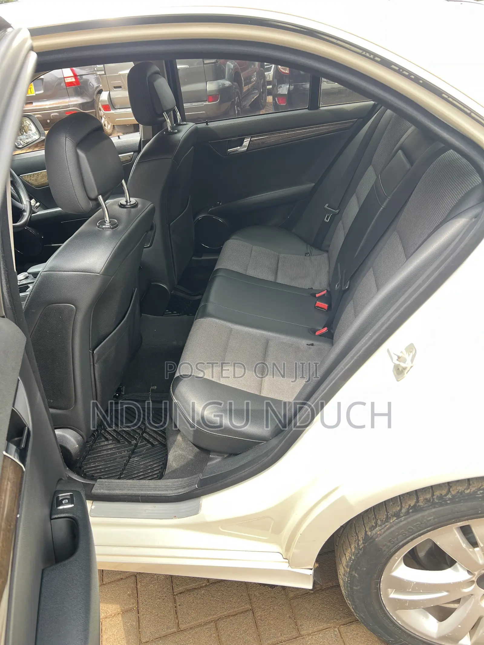 Mercedes-Benz C200 2008 White