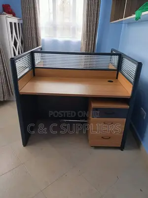 2-Way Brown Open Plan Workstation