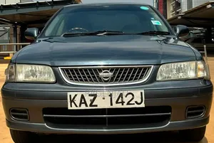 Nissan FB15 2000