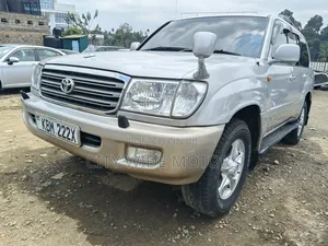 Toyota Land Cruiser 100 4.7 V8 Executive 2005 Silver