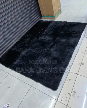 5×8 Fluffy Plain Carpet | Soft Living Room Rug