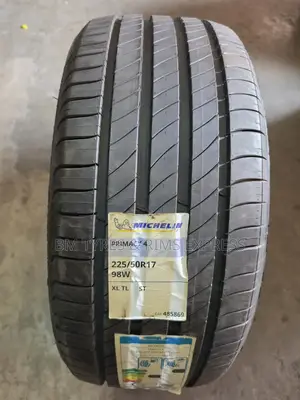 225 /50 R17 Michelin Tires (Primacy 4).