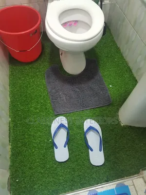20mm Bold Choice Bathroom Artificial Green Grass Carpets