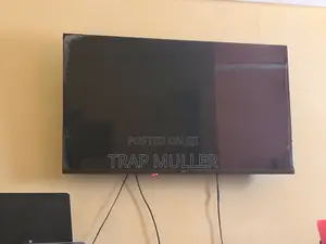 Vitron 50” Smart TV + 3.1 Woofer