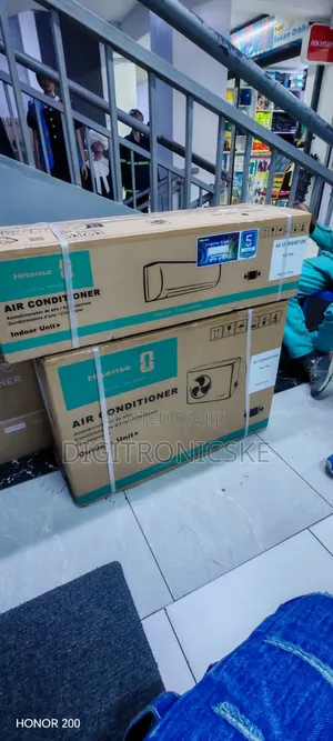 Hisense 12000btu Air Conditioner (With Inverter)