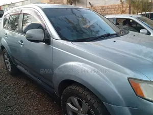Mitsubishi Outlander 2009 Silver