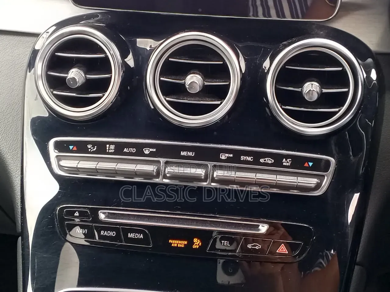 Mercedes-Benz GLC-Class 2019