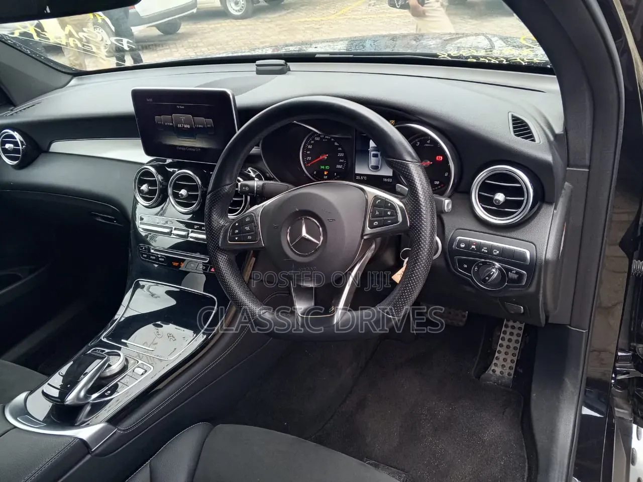 Mercedes-Benz GLC-Class 2019