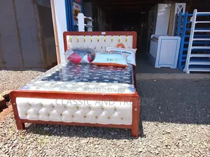 5x6 Mocket Bed With Wooden Frame