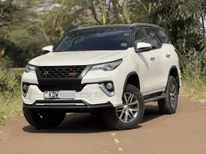 Toyota Fortuner 2018 White