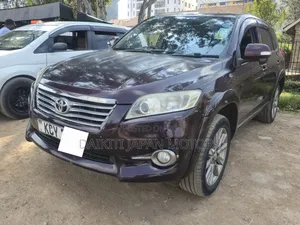 Toyota Vanguard 2013 Brown