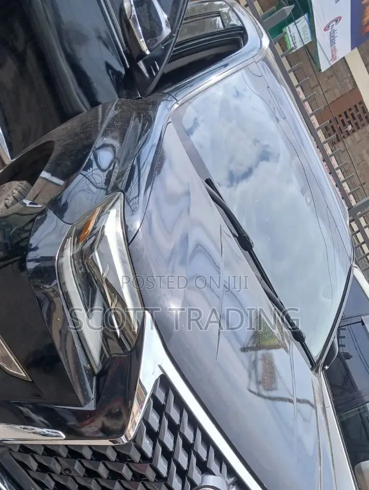 Prado 150 Front Windscreen