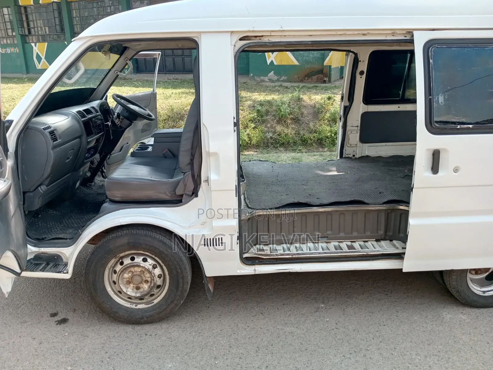 Mazda Bongo 2012 White