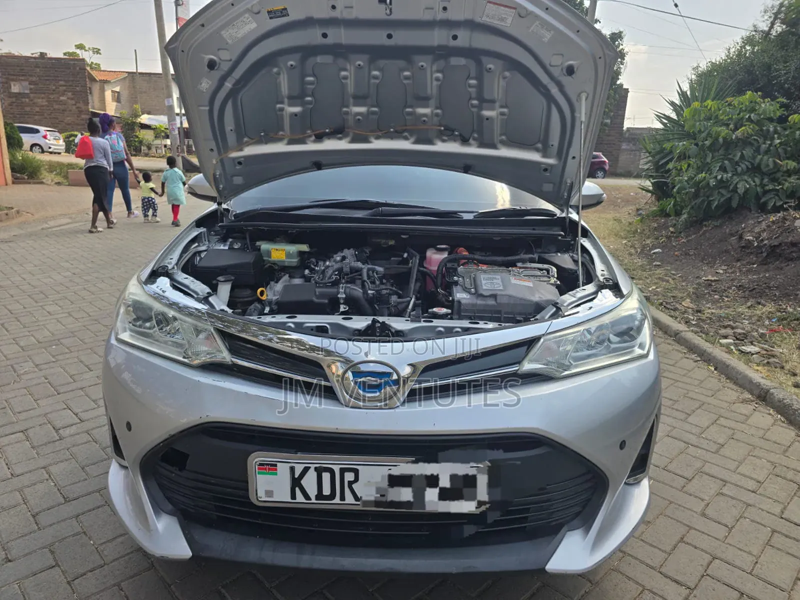 Toyota Corolla Fielder 2018 Silver