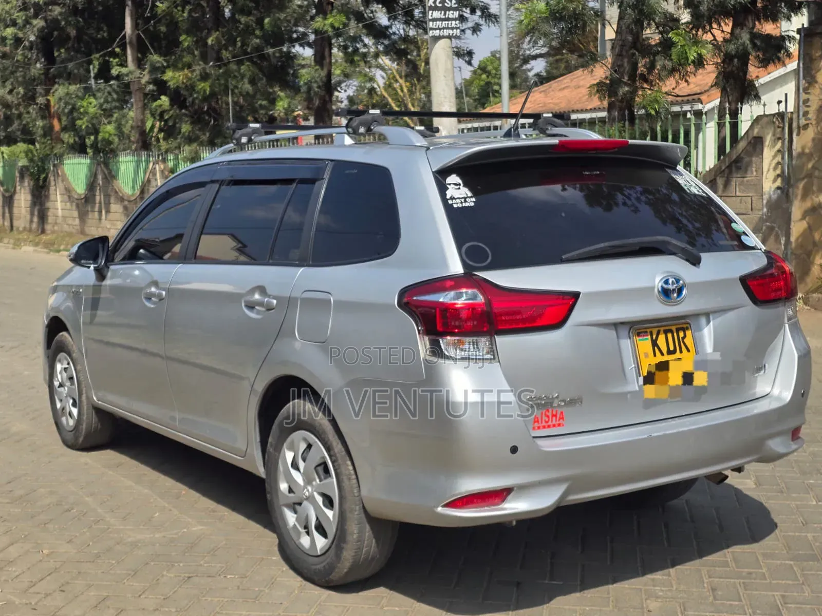 Toyota Corolla Fielder 2018 Silver
