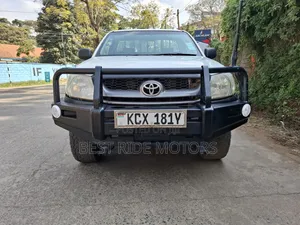 Toyota Hilux 2.5 D-4D 4X4 SRX 2010 Pearl