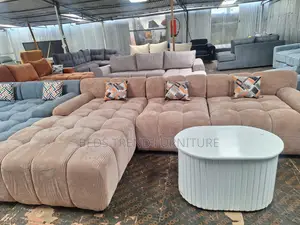 7-Seater L Seat Beige Bubble Design With Center Piece