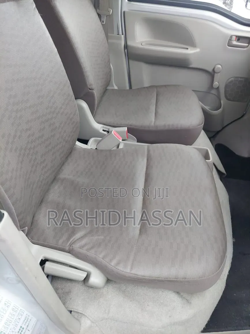 Suzuki Every Wagon 2018 Silver