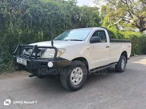 Toyota Hilux 2009 White
