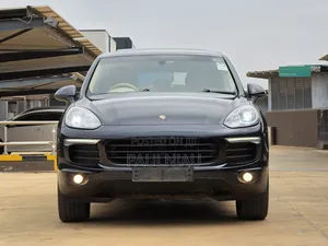 Porsche Cayenne 2015