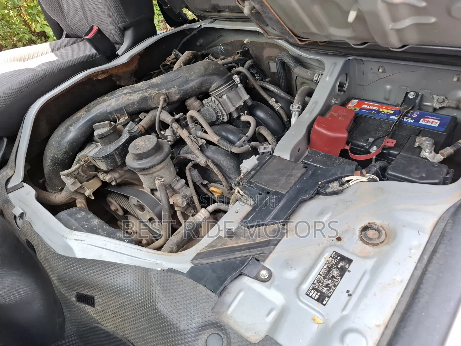 Toyota HiAce 2016 Silver