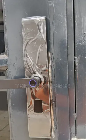 WiFi Smart Door Lock for Home and Office Airbnb Smart Lock
