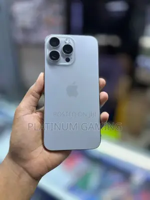 Apple iPhone 15 Pro Max 256 GB Gray