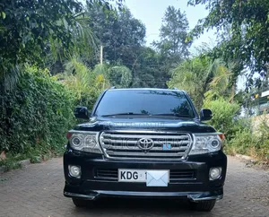 Toyota Land Cruiser 2014