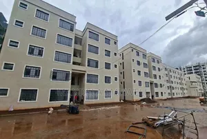 2bdrm Apartment in Gateway Mall Area for rent