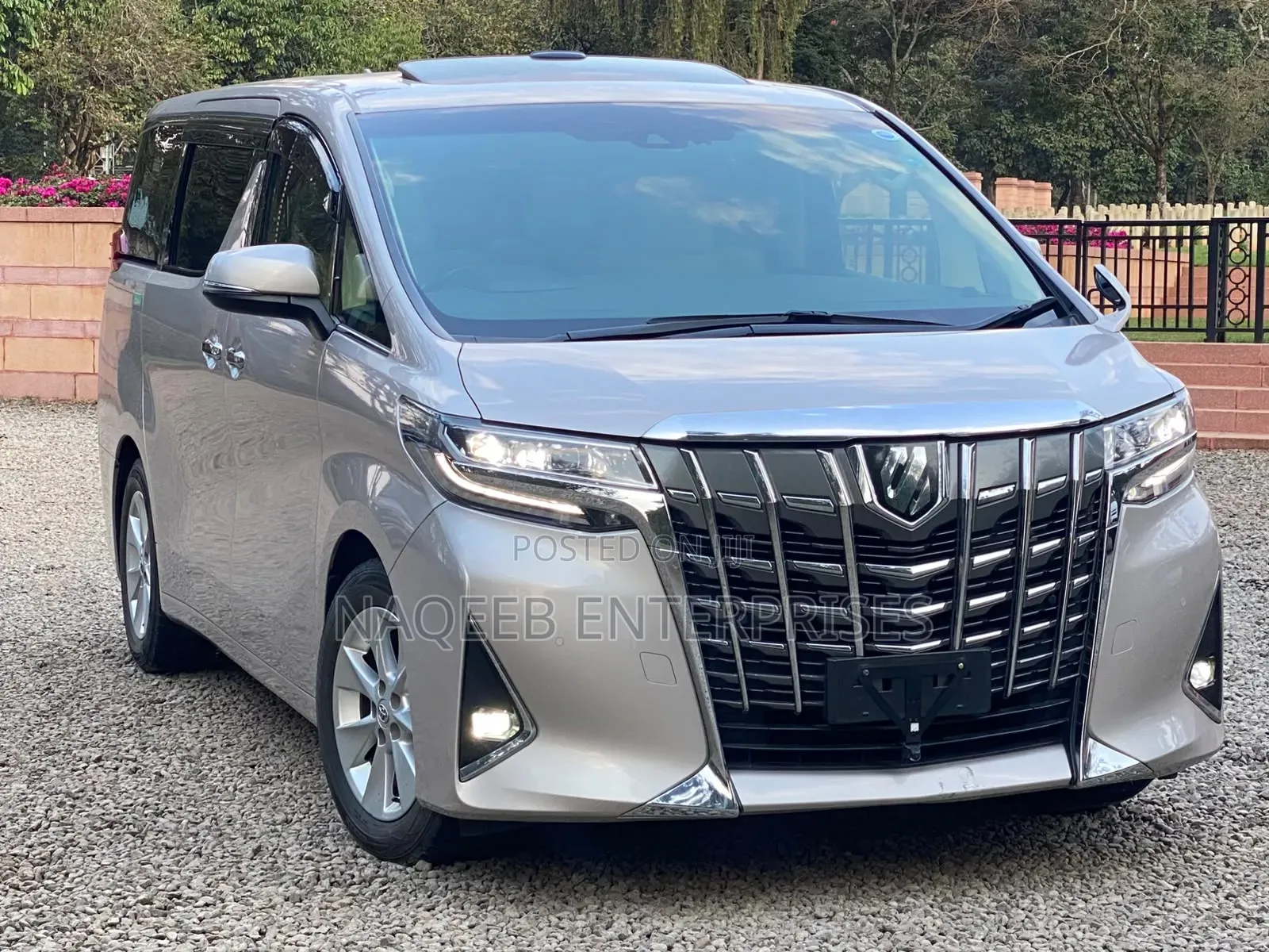 Toyota Alphard 2019 Beige