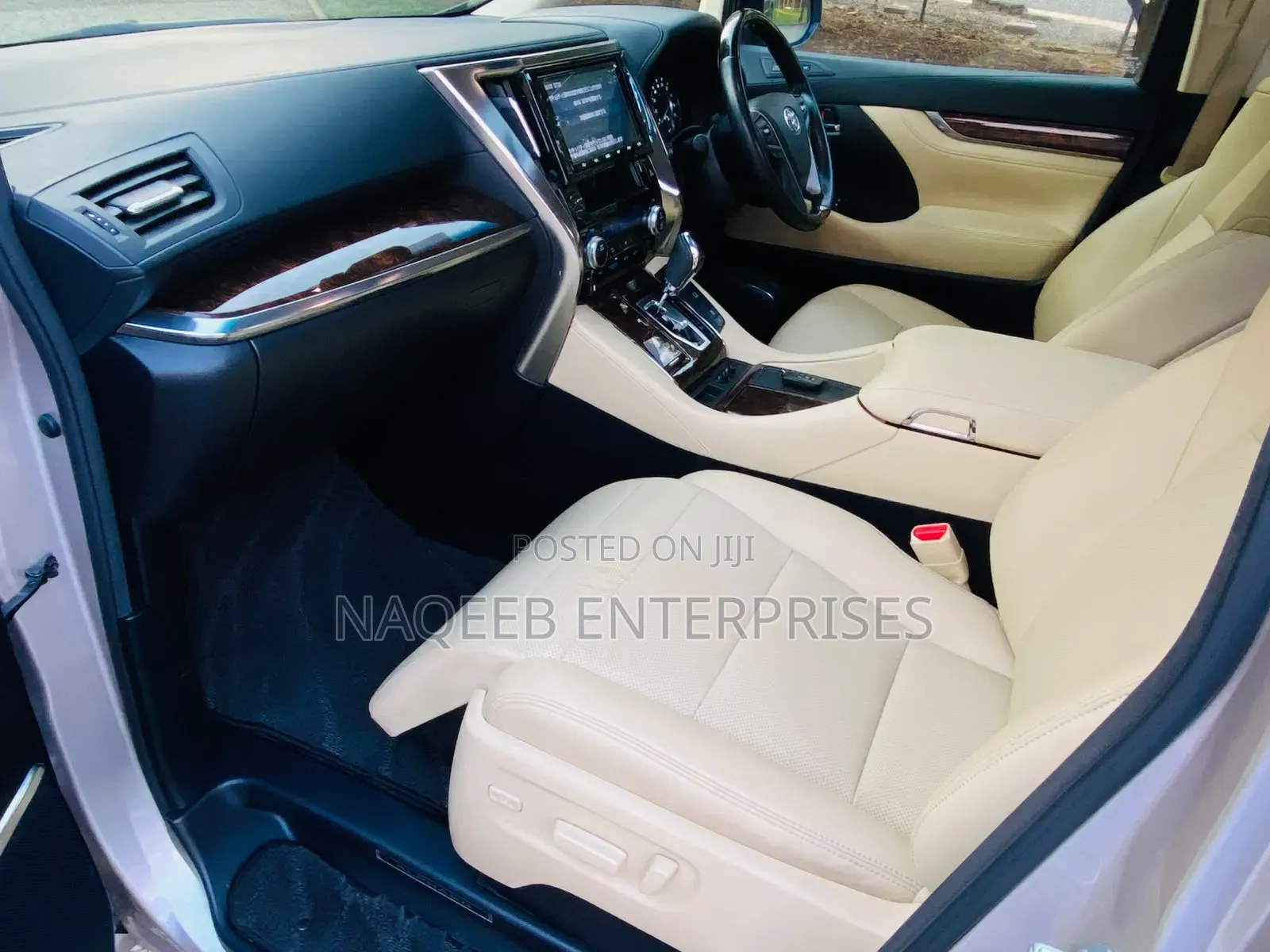 Toyota Alphard 2019 Beige