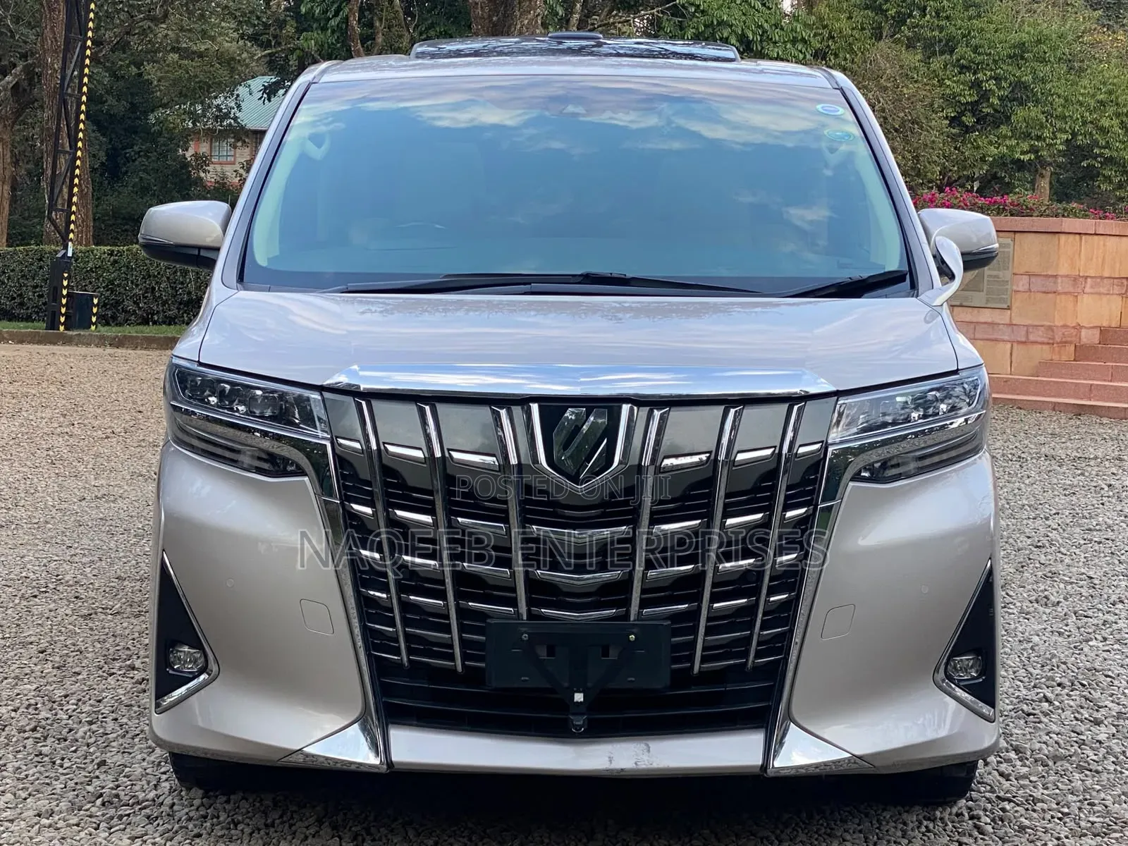 Toyota Alphard 2019 Beige