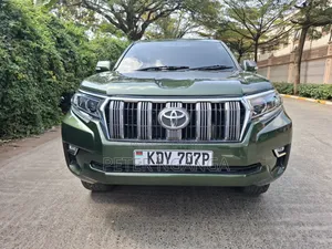 Toyota Land Cruiser Prado 2012 Green