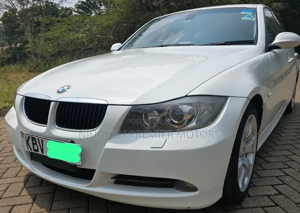 BMW 320i 2006 White