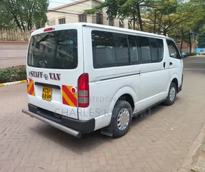 Toyota HiAce 2014 White